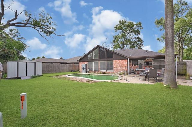 13811 Crosshaven Drive, Houston, TX 77015