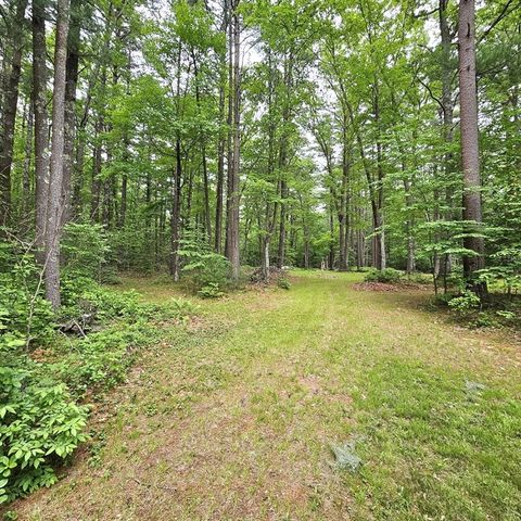 361 County Road, Hanson, MA 02341