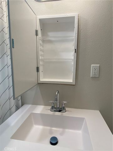 1556 S Wite Avenue, Pomona, CA 91766