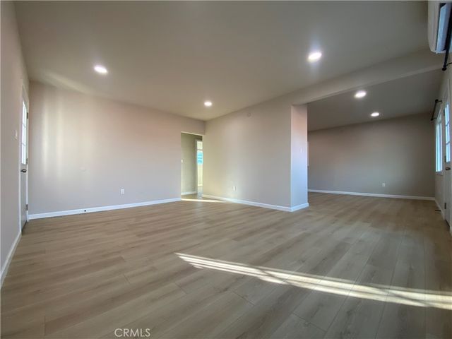 1556 S Wite Avenue, Pomona, CA 91766