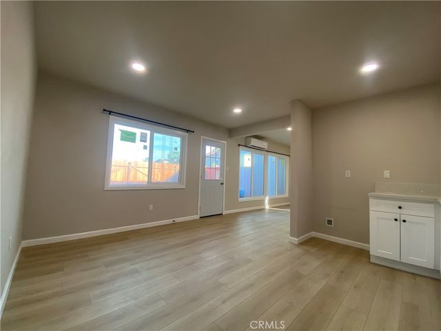 1556 S Wite Avenue, Pomona, CA 91766
