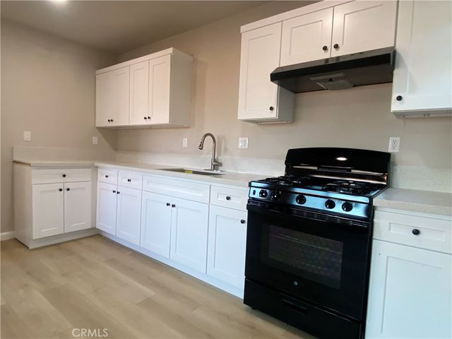 1556 S Wite Avenue, Pomona, CA 91766