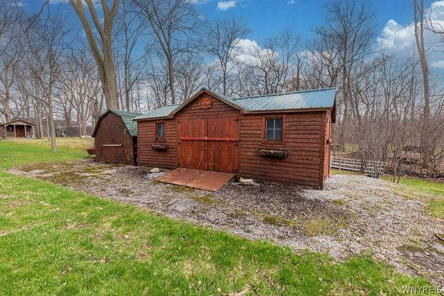 1255 West River Road, Grand Island, NY 14072