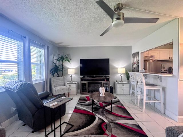 240 W Horizons W 108, Boynton Beach, FL 33435