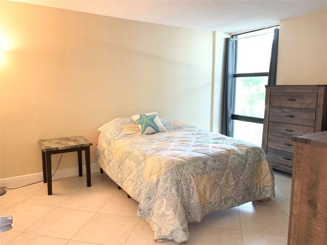 367 S Federal Highway 107B, Deerfield Beach, FL 33441