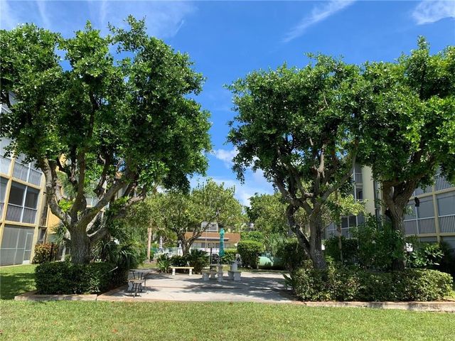 367 S Federal Highway 107B, Deerfield Beach, FL 33441