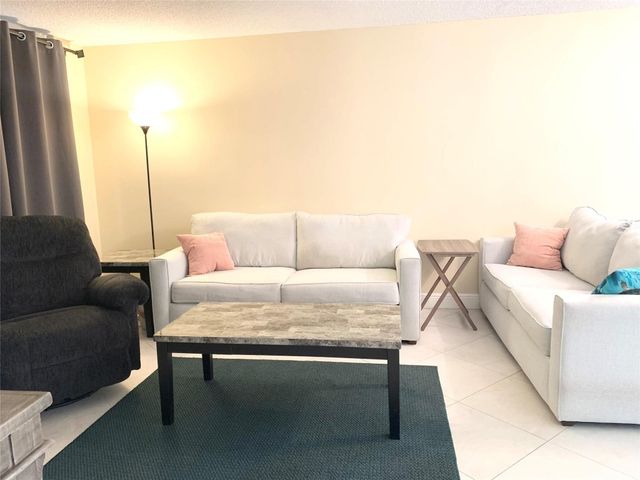 367 S Federal Highway 107B, Deerfield Beach, FL 33441