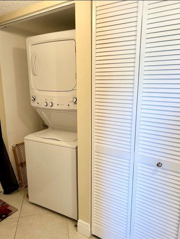 367 S Federal Highway 107B, Deerfield Beach, FL 33441