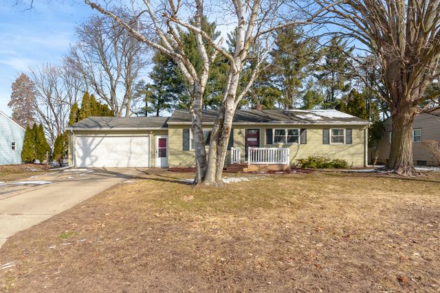 514 W Melody Avenue, Portage, MI 49024