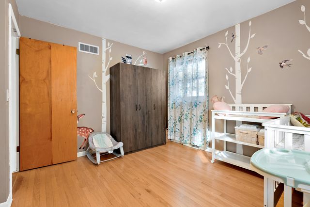 514 W Melody Avenue, Portage, MI 49024