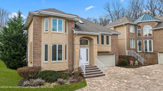 104 Carmel Court, Holmdel, NJ 07733