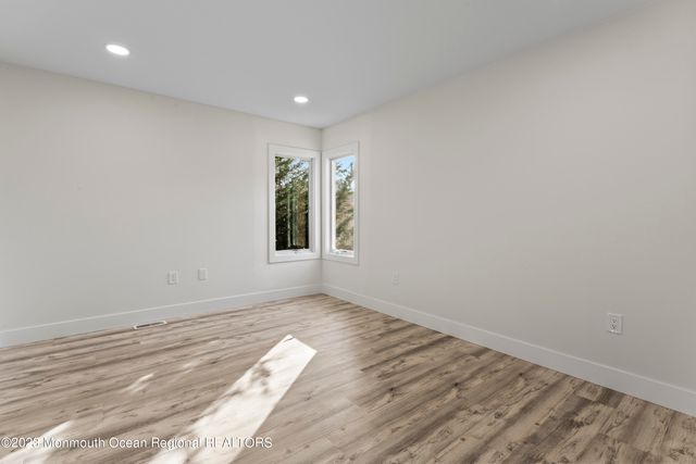 104 Carmel Court, Holmdel, NJ 07733