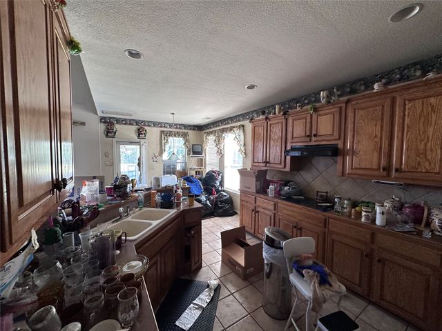 4704 Tearose Trail, Fort Worth, TX 76123