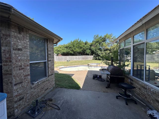 4704 Tearose Trail, Fort Worth, TX 76123