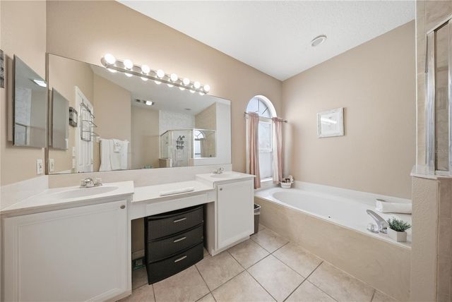 831 WHISPERING CYPRESS LANE, Orlando, FL 32824