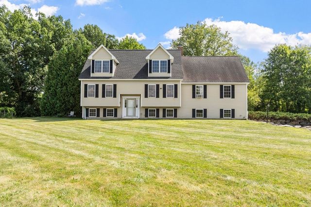 140 Chace Hill Rd, Lancaster, MA 01523