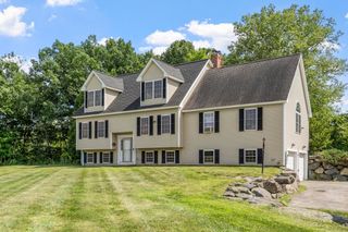140 Chace Hill Rd, Lancaster, MA 01523