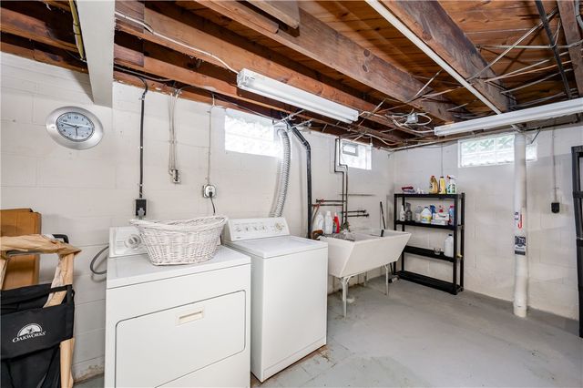 108 Main St, Leet Twp, PA 15003