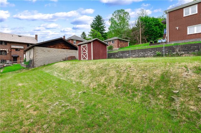 108 Main St, Leet Twp, PA 15003