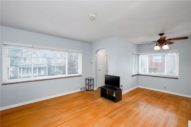 108 Main St, Leet Twp, PA 15003