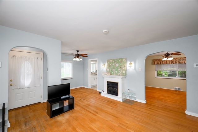 108 Main St, Leet Twp, PA 15003