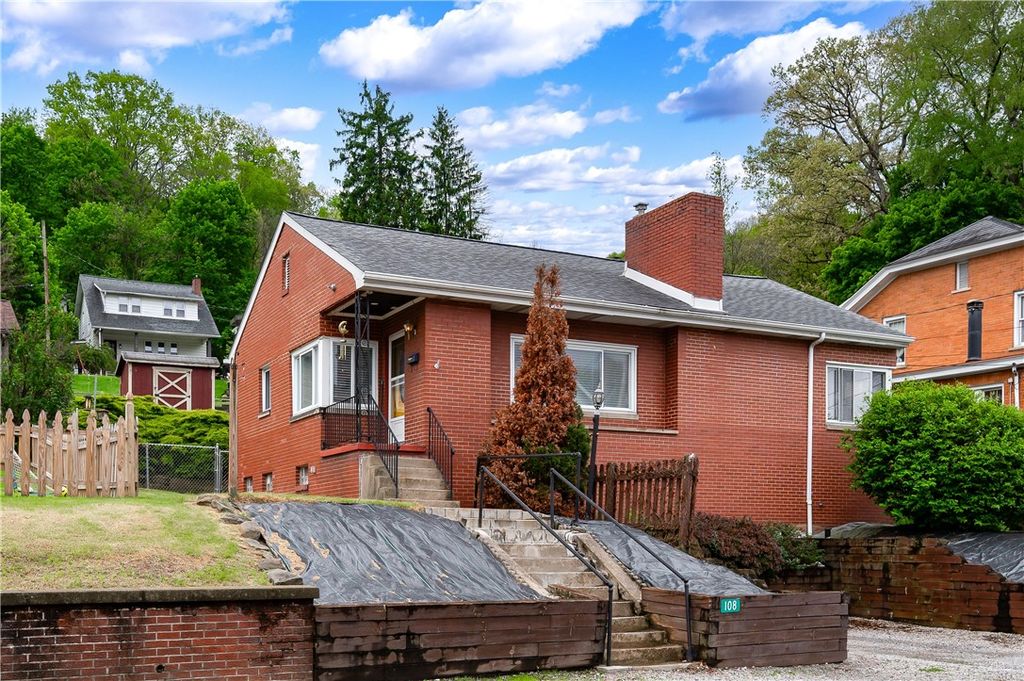 108 Main St, Leet Twp, PA 15003