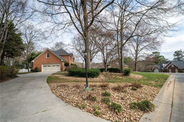 356 Saddlebrook Drive SE, Calhoun, GA 30701