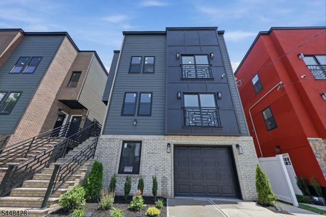 434 S 10Th St, Newark City, NJ 07103