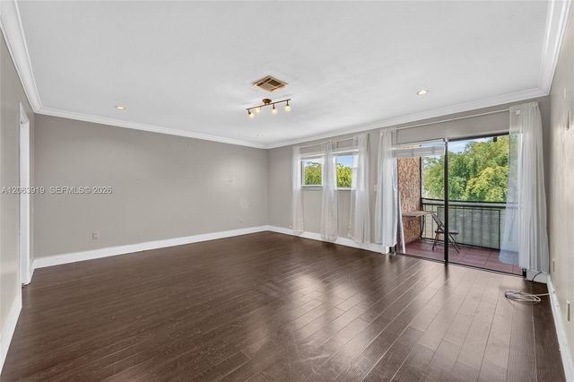 8401 SW 107th Avenue 316E, Miami, FL 33173