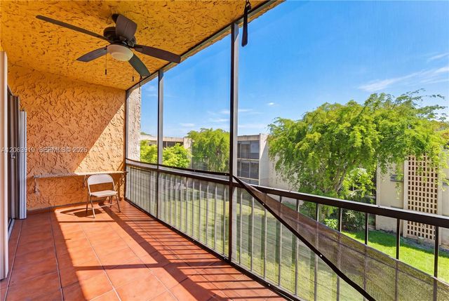 8401 SW 107th Avenue 316E, Miami, FL 33173