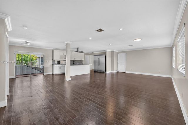 8401 SW 107th Avenue 316E, Miami, FL 33173