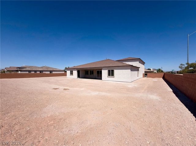 8289 Warbonnet Way, Las Vegas, NV 89113
