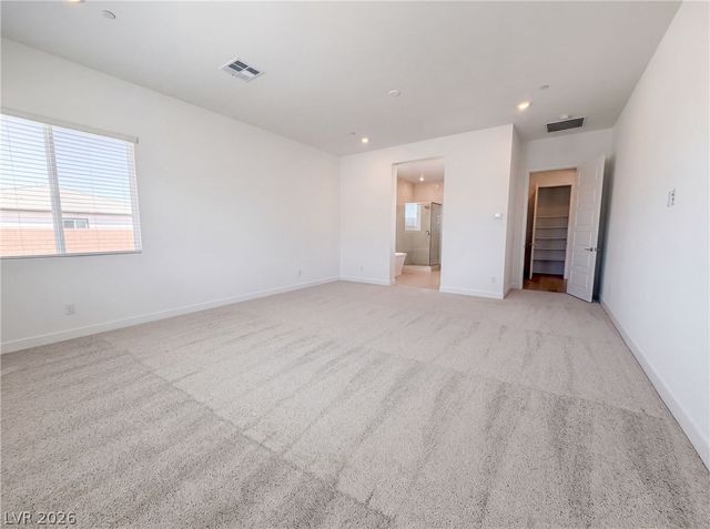8289 Warbonnet Way, Las Vegas, NV 89113