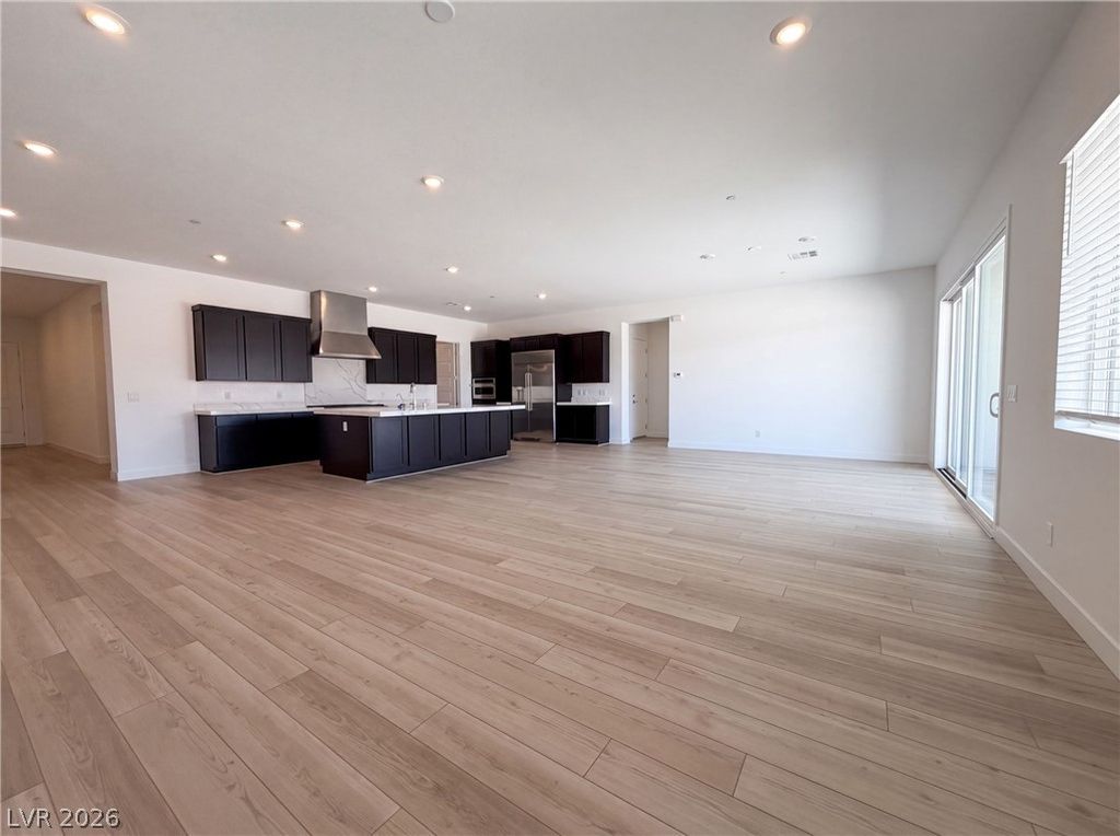 8289 Warbonnet Way, Las Vegas, NV 89113 — photo 3