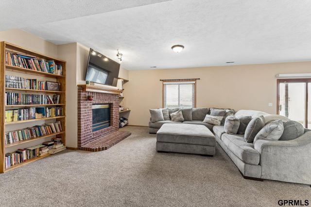 13801 S 22nd Circle, Bellevue, NE 68123