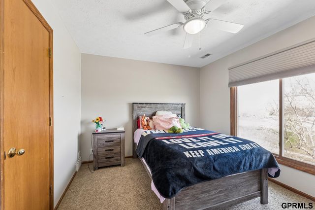 13801 S 22nd Circle, Bellevue, NE 68123