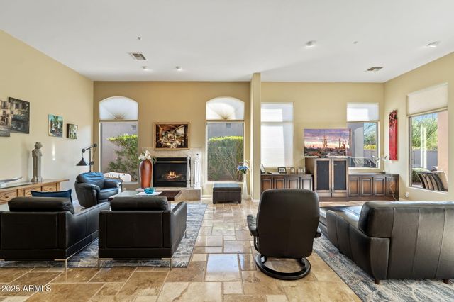 7699 E FLEDGLING Drive, Scottsdale, AZ 85255