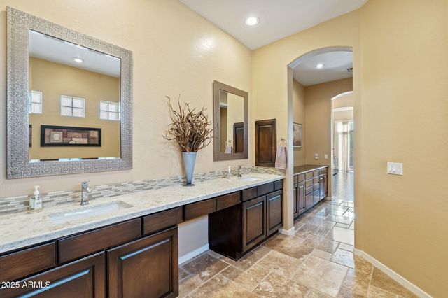 7699 E FLEDGLING Drive, Scottsdale, AZ 85255