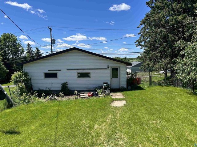 157 E 2nd St, Glidden, WI 54527