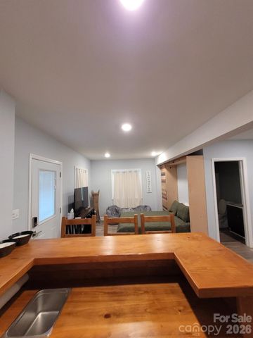 2268 Singleton Creek Road, Liberty Hill, SC 29175