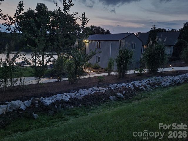 2268 Singleton Creek Road, Liberty Hill, SC 29175