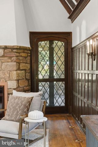 1952 CANTERBURY RD, Abington, PA 19001