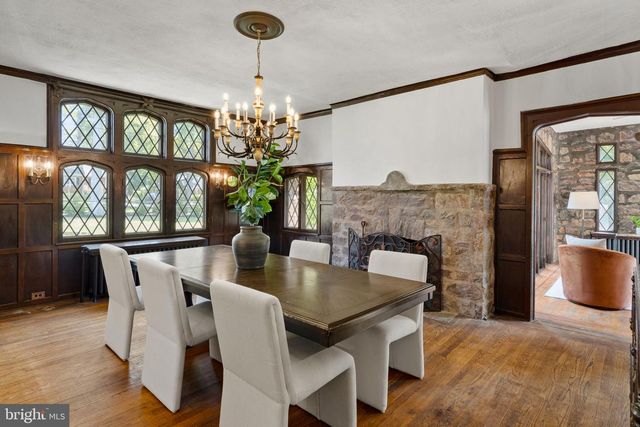 1952 CANTERBURY RD, Abington, PA 19001