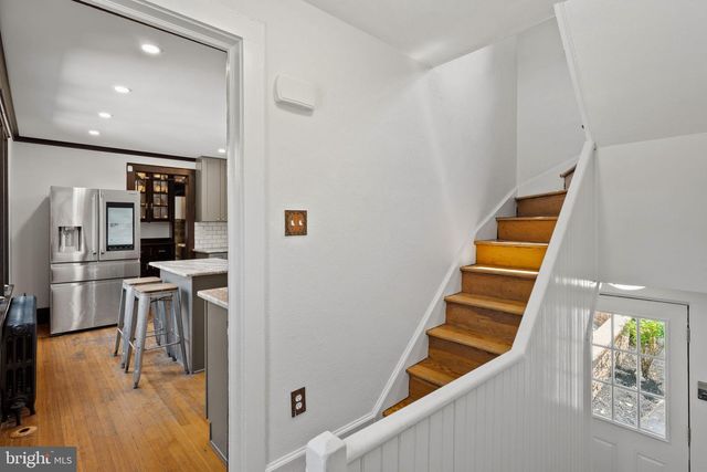 1952 CANTERBURY RD, Abington, PA 19001