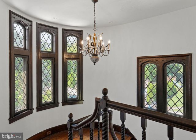 1952 CANTERBURY RD, Abington, PA 19001