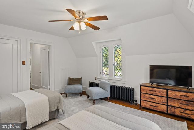 1952 CANTERBURY RD, Abington, PA 19001