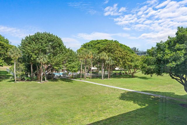 2650 S Course Drive Unit 308, Pompano Beach, FL 33069