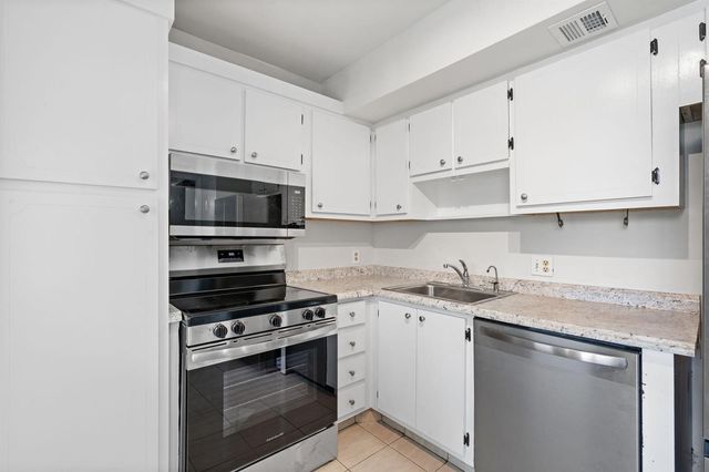 2650 S Course Drive Unit 308, Pompano Beach, FL 33069