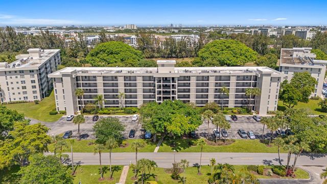 2650 S Course Drive Unit 308, Pompano Beach, FL 33069