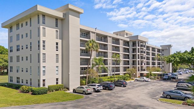 2650 S Course Drive Unit 308, Pompano Beach, FL 33069